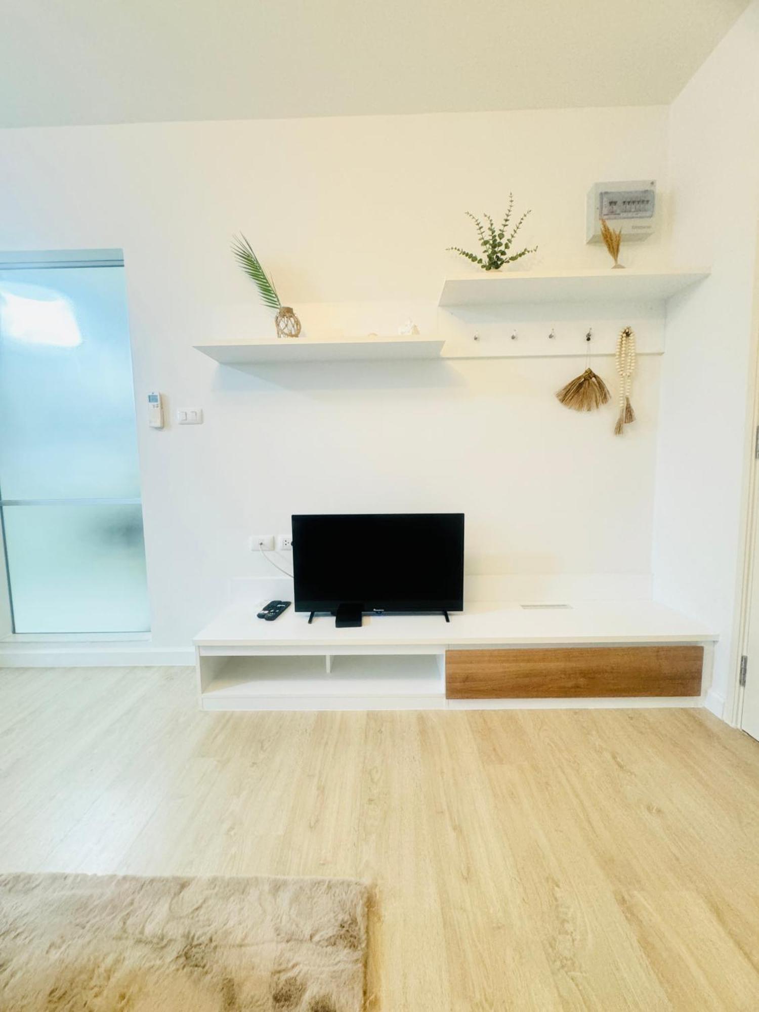 Sea&Mountain View,5 Mins Walk To Famous Beach With King Size Bed HHQ Exterior foto