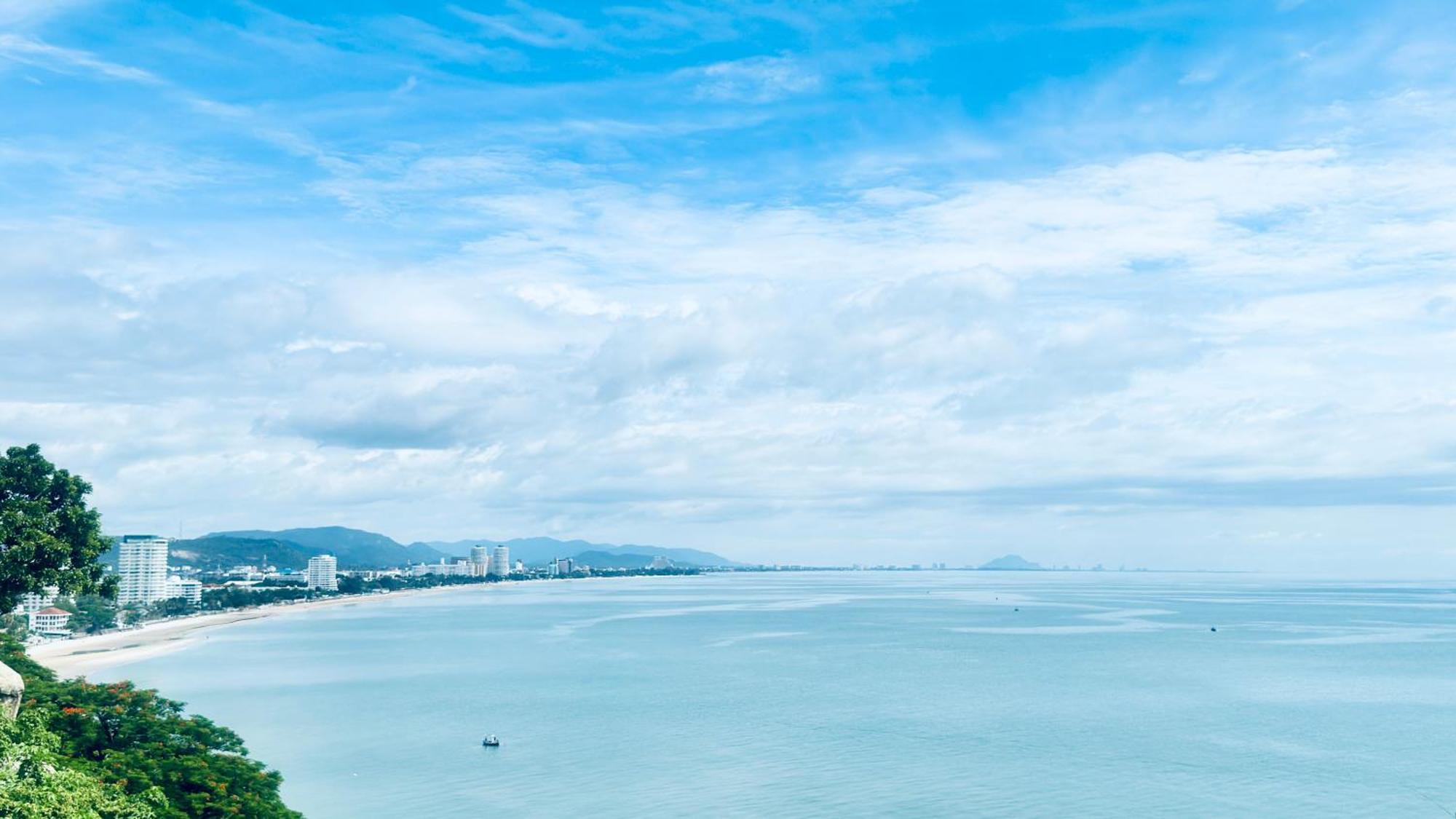 Sea&Mountain View,5 Mins Walk To Famous Beach With King Size Bed HHQ Exterior foto